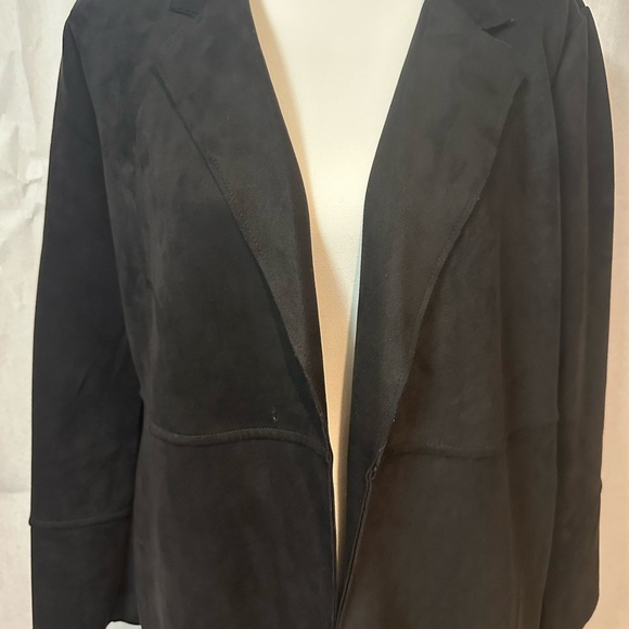 Premise Black Trench Coat for Women - Picture 7 of 10